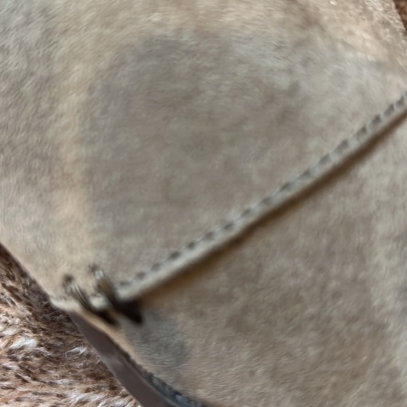 Perfect condition size 9 old navy suede booties - Picture 6 of 6